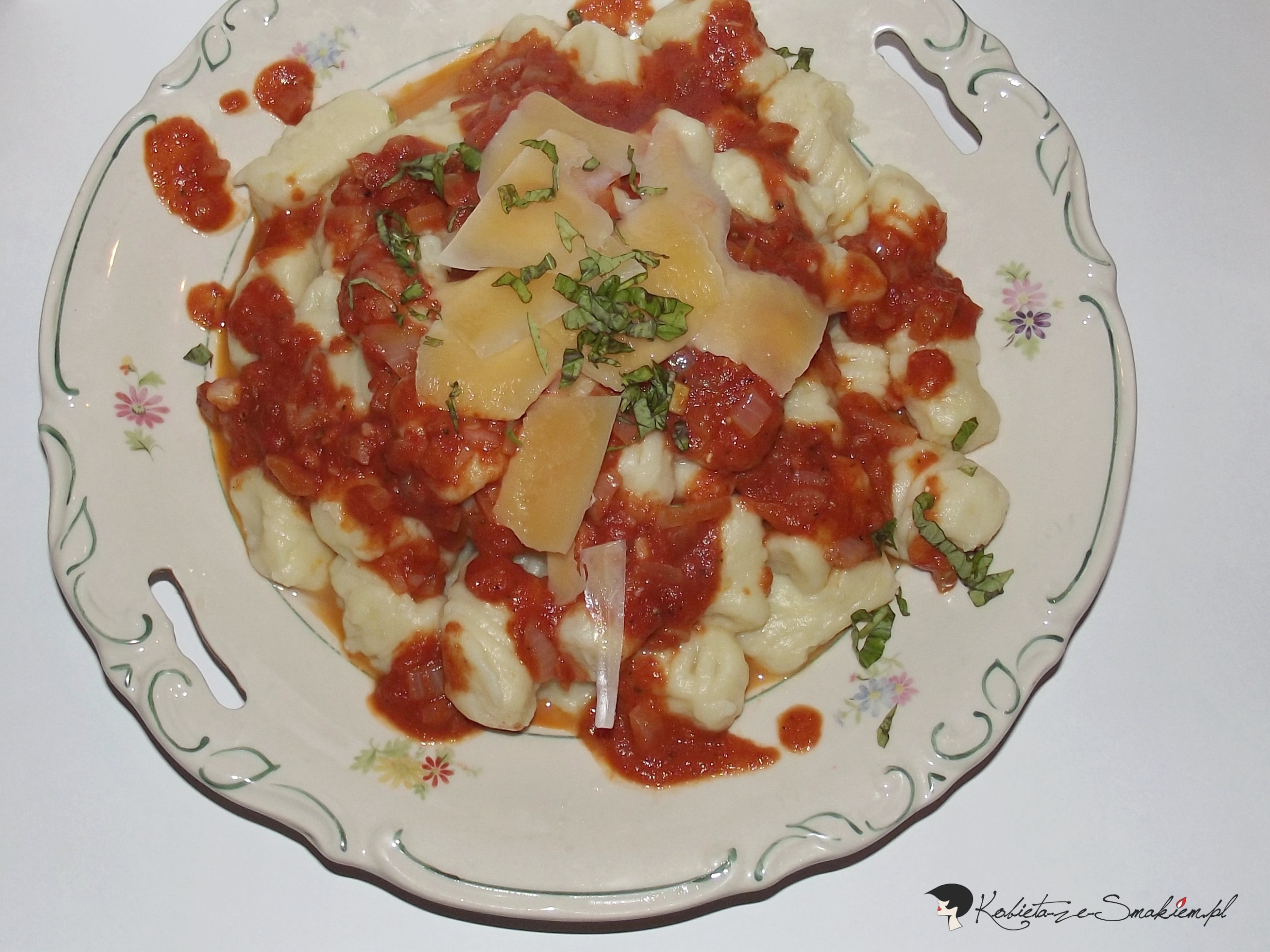 Gnocchi z sosem pomidorowo maślanym — zdjęcie 2