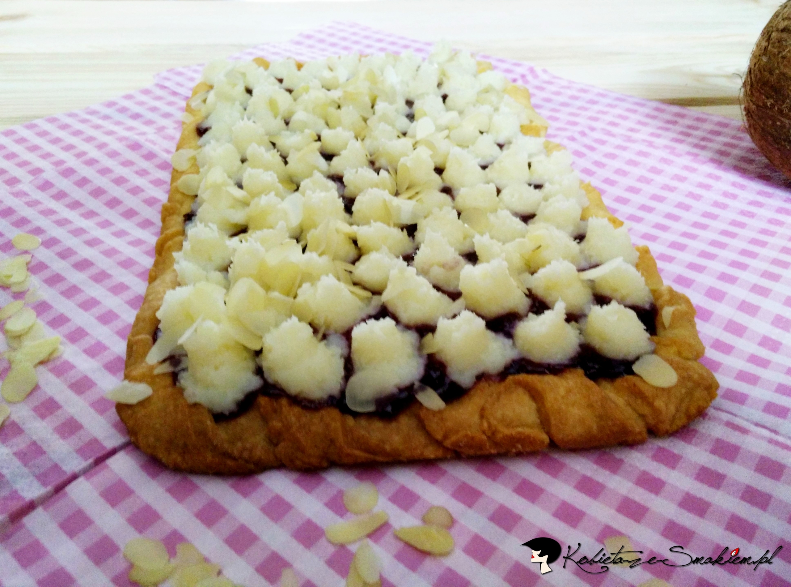Mazurek kokosowo porzeczkowy — zdjęcie 3