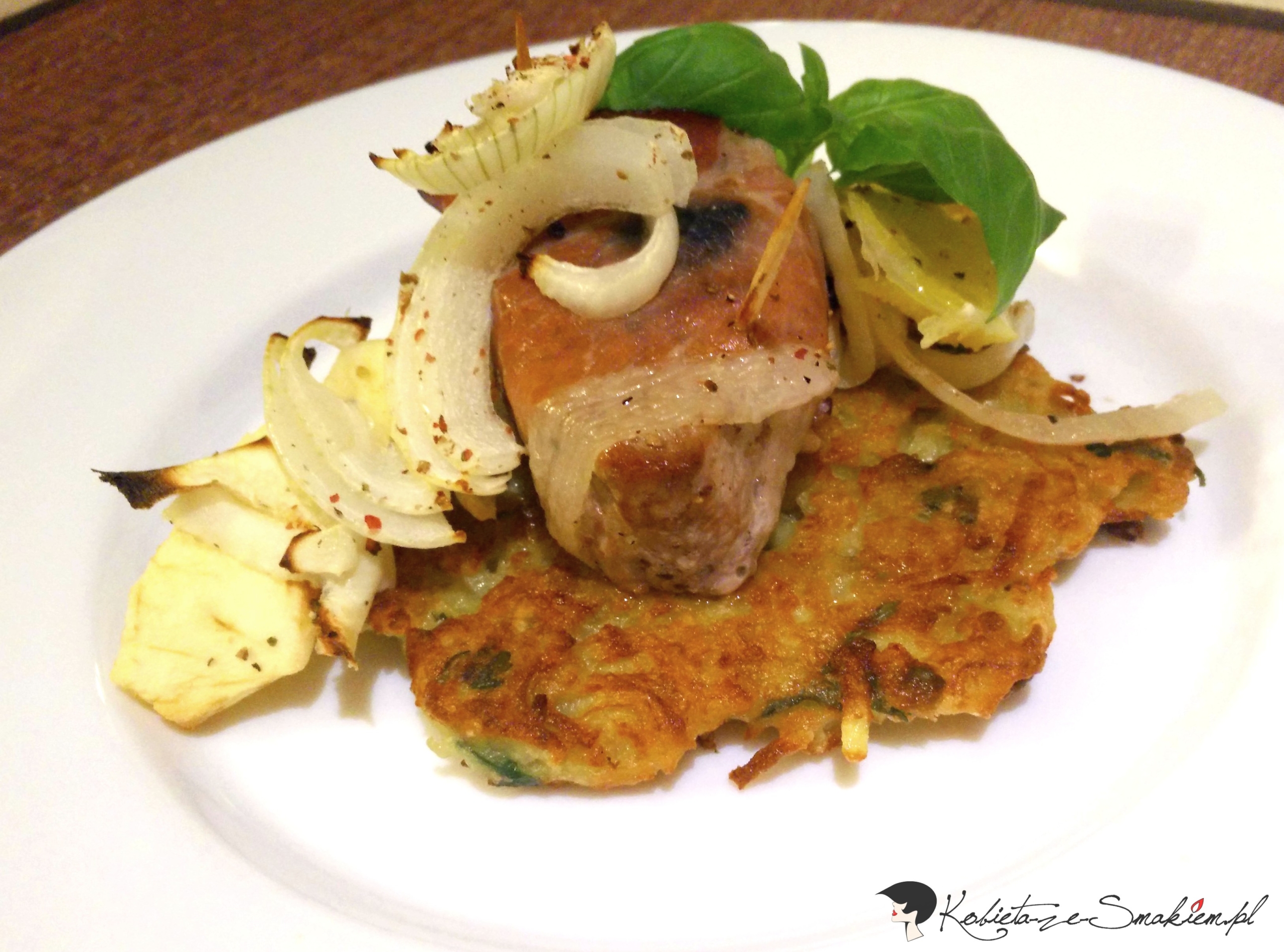 Polędwiczka ze śliwką w szynce parmeńskiej — zdjęcie 3