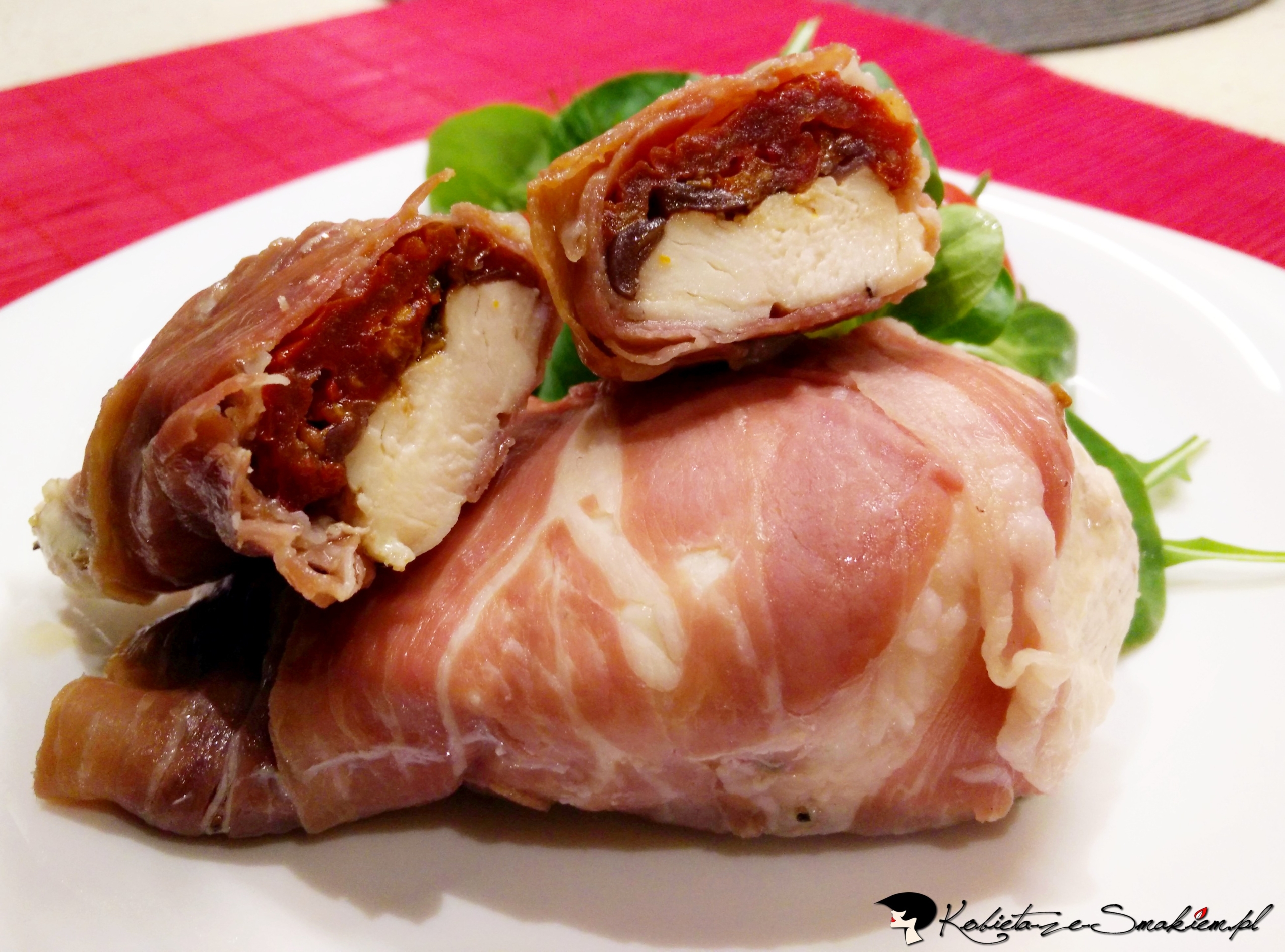 Roladki z kurczaka z suszonymi pomidorami i prosciutto — zdjęcie 1